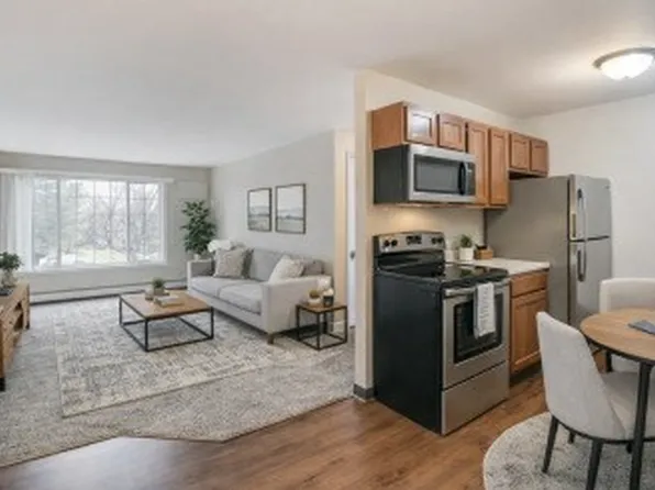 Birch Tree Apartments, 6129 Beechfield Dr #311, Lansing, MI 48911