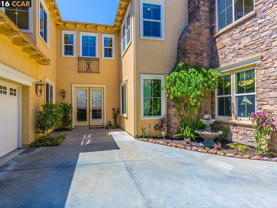 2nd image of 535 Casella Ct