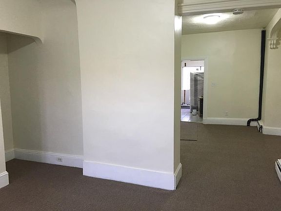 5th image of 100 Montclair Ave #2