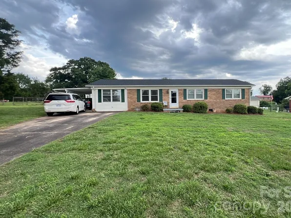 5111 Hawthorne Ln, Shelby, NC 28152