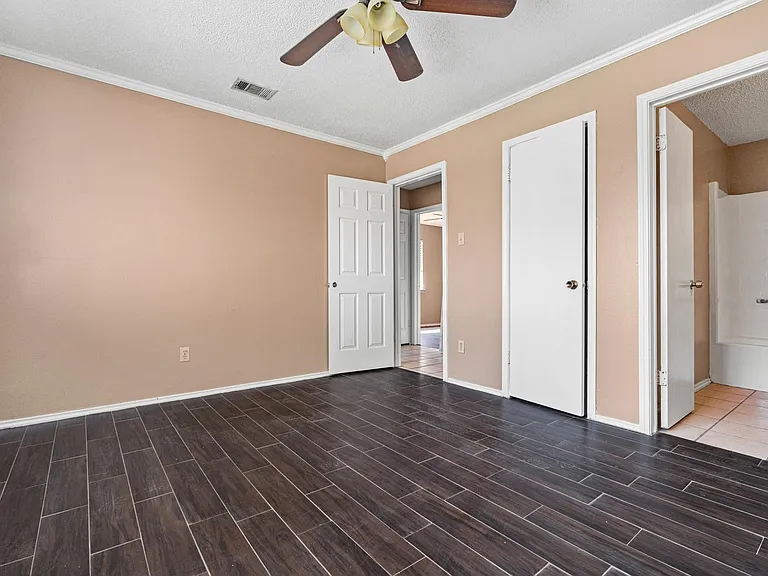 5202 Gawain Dr — Photo 14