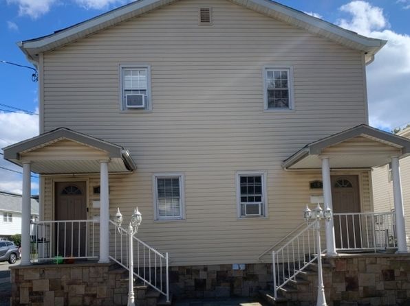 68 Cottage Pl FLOOR 1