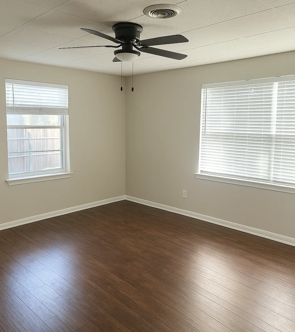 2723 Engle Avenue - Suite... — Photo 1