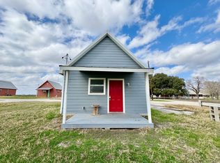573 State Highway 97 E #115, Floresville, TX 78114