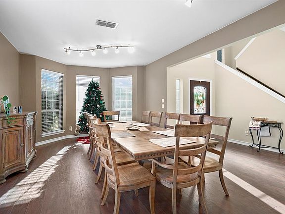 4th image of 4807 Bayberry Dr