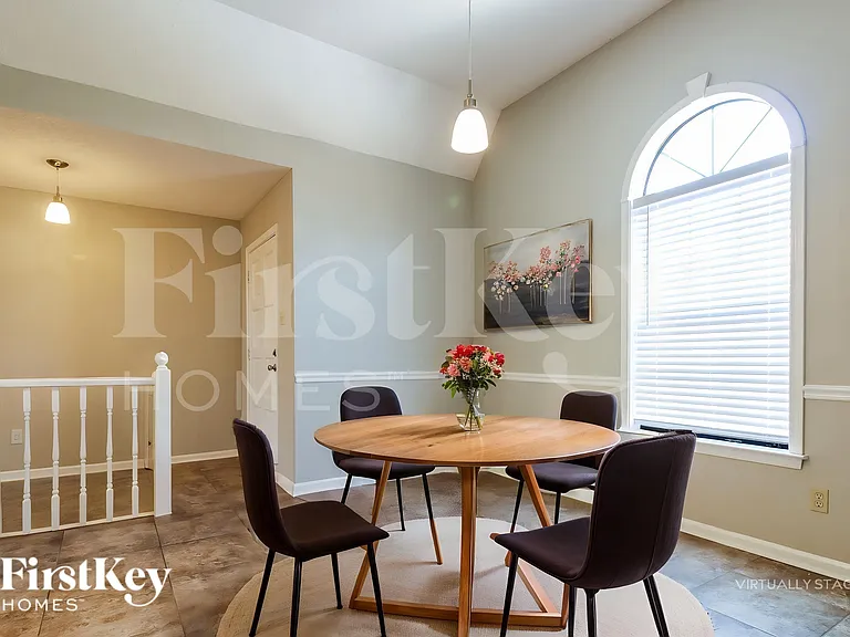 2084 Littlemore Dr — Photo 6