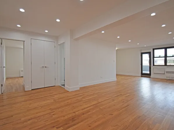 3855 Shore Parkway image 1 of 15