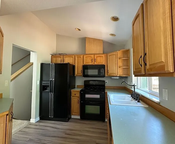 5108 Rainier Dr E — Photo 4