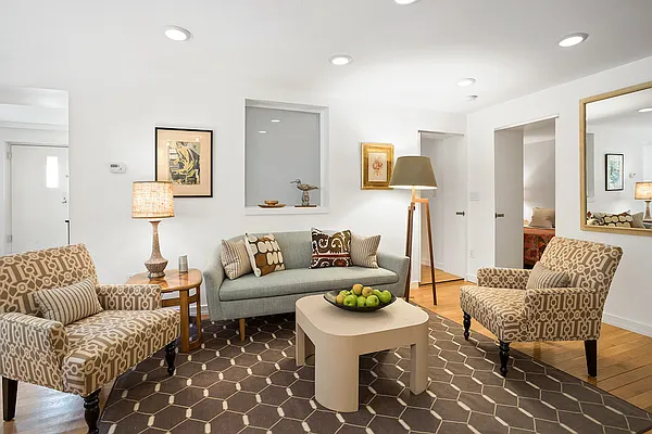 Sold by Compass | media 34