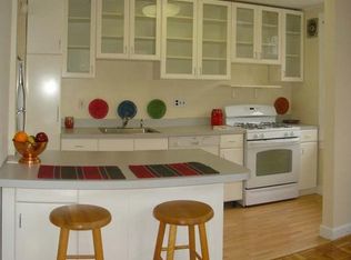 1401 S Edgewood St APT 489, Arlington, VA 22204