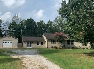 155 Willow Oaks Dr, Paris, TN 38242