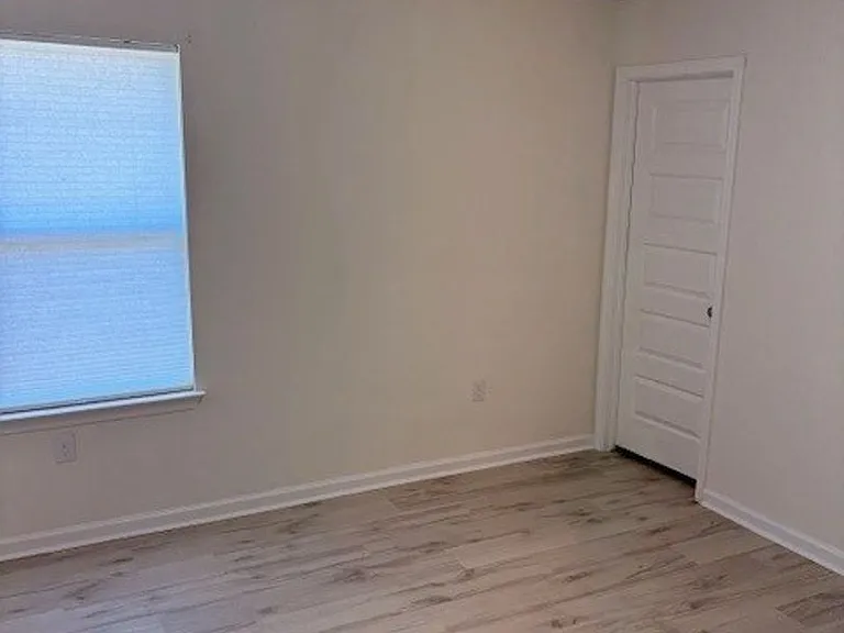 82 American Ct — Photo 13
