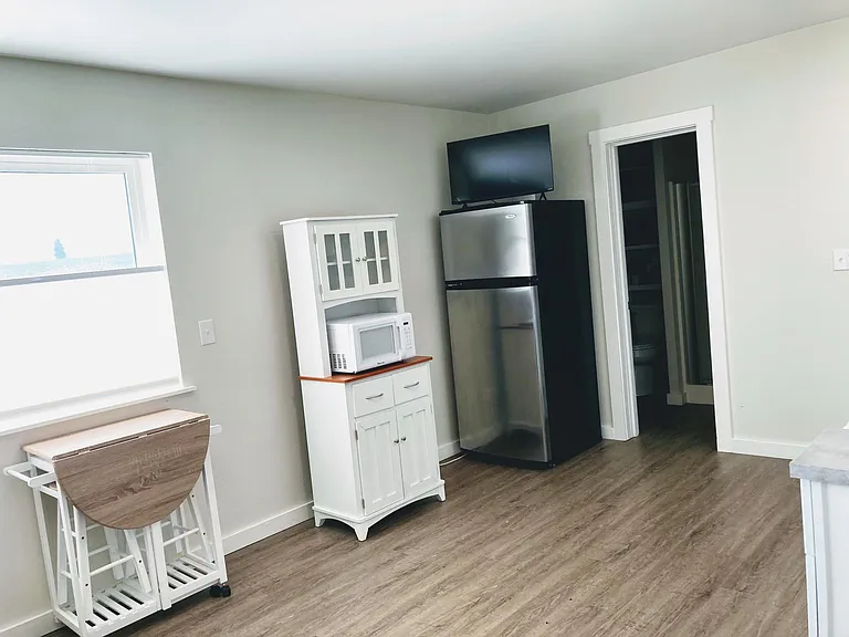 2400 Washington St #1 — Photo 3