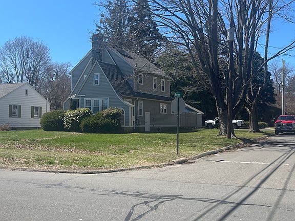 2nd image of 185 Cutspring Road