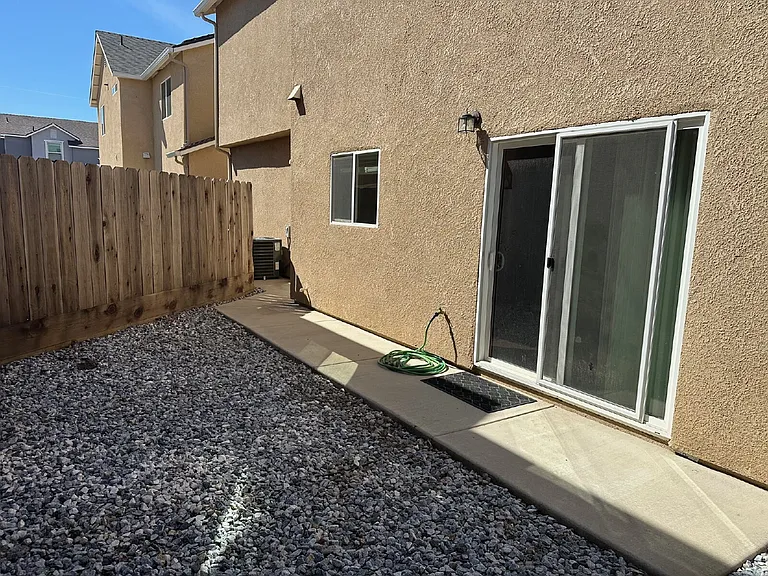 1338 Hermosa Dr — Photo 36