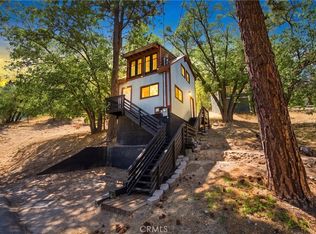 33174 Arrowbear Dr, Arrowbear Lake, CA 92382