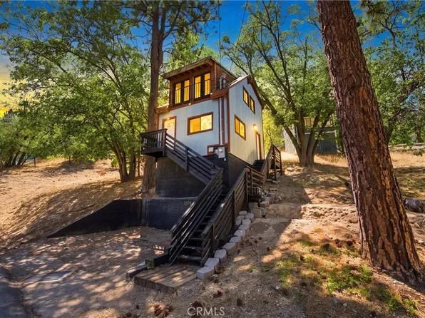 33174 Arrowbear Dr, Arrowbear Lake, CA 92382
