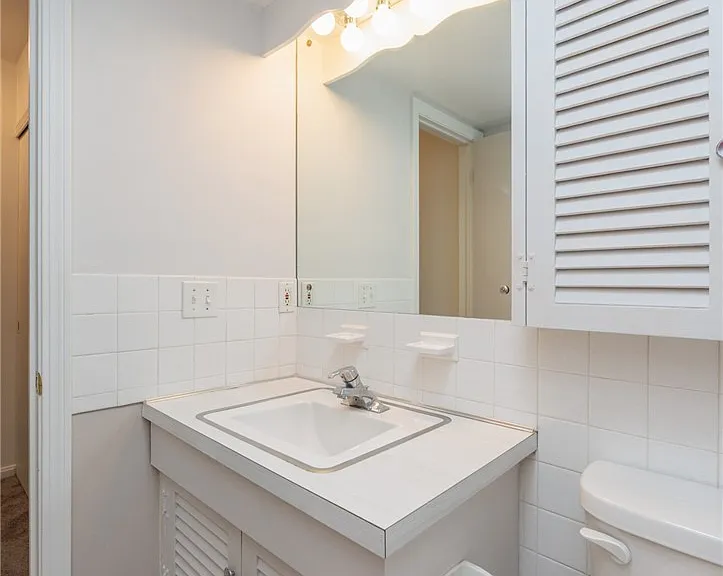 7020 Carriage Hill Dr #202 — Photo 22