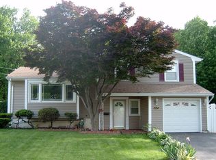 50 Rieder Rd, Edison, NJ 08817