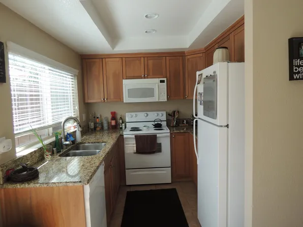 1461 N Broadway N, Escondido, CA 92026