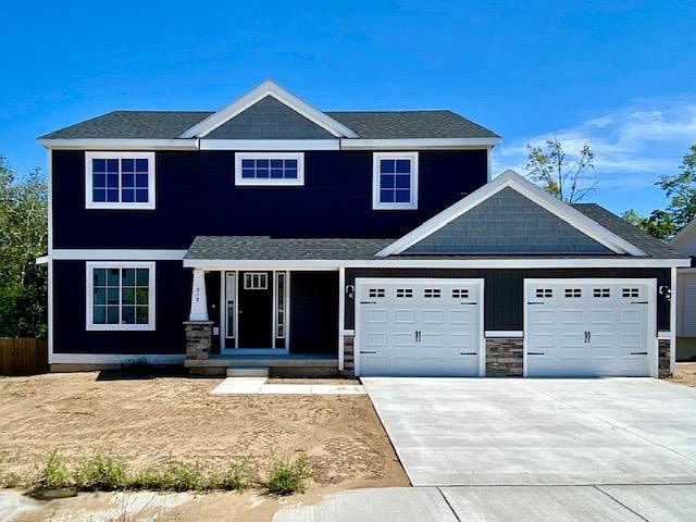 1st image of 318 Hill Valley Ln