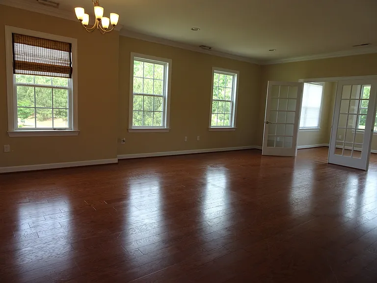 802 Braemar Crk — Photo 4