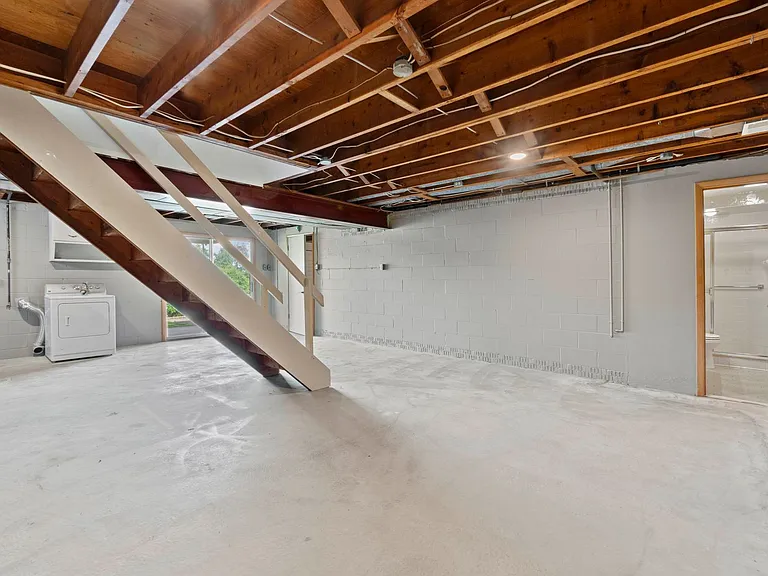 115 Green Glen Dr — Photo 22