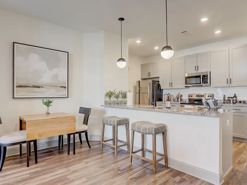 Highline North Apartments