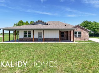 200 Olde Mill Ct, Jones, OK 73049