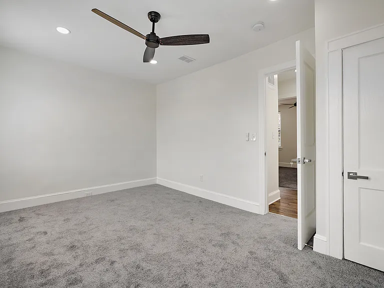 3732 Beehler Ave — Photo 12