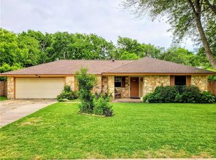 902 Parkview Dr, Pflugerville, TX 78660