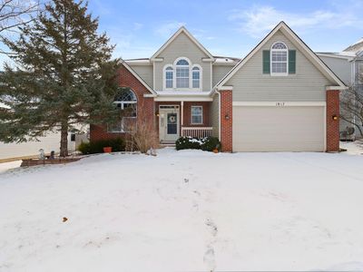 1917 W River Oaks Dr, Round Lake, IL, 60073