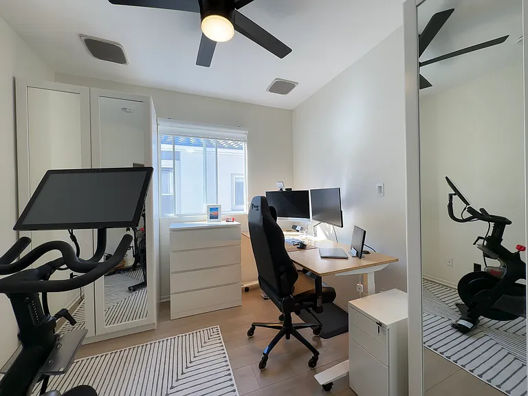 Third bedroom / office space