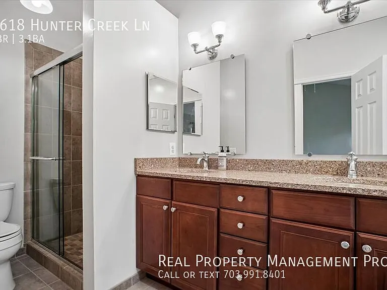 6618 Hunter Creek Ln — Photo 19
