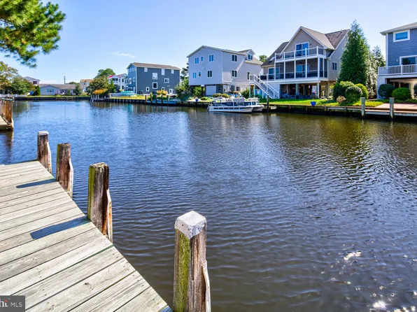 308 W 6th St, Bethany Beach, DE 19930