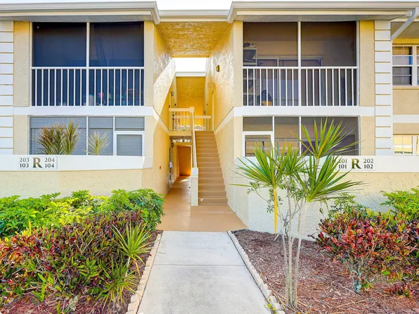 1558 SE Royal Green Cir, Port Saint Lucie, FL