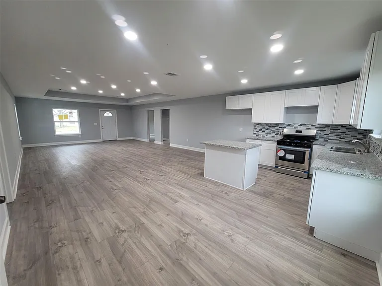 4859 Bellnole Dr — Photo 10