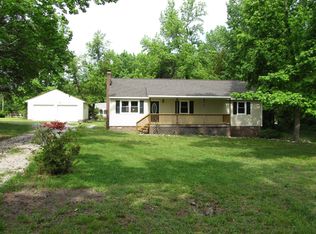 11198 Walton Lake Rd, Disputanta, VA 23842