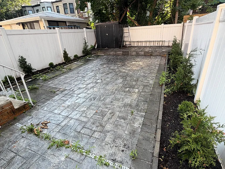 460 Miller Ave #1 — Photo 2