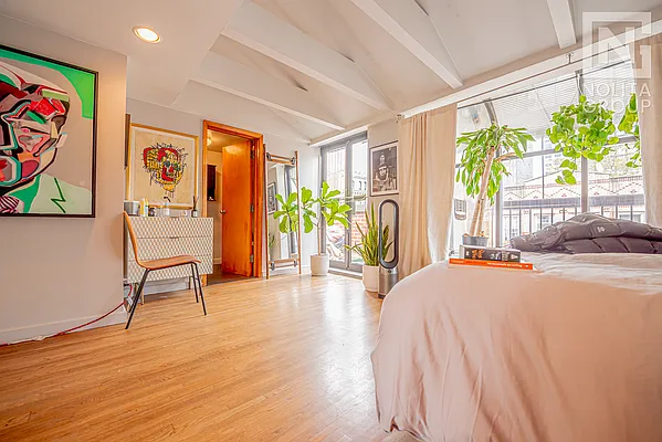Rented by Nolita Group | media 18