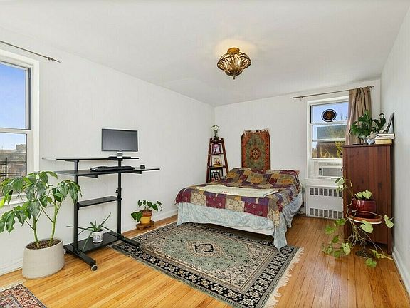 4th image of 66-40 108th St APT 6B