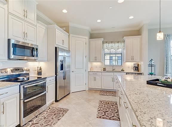 5th image of 8760 Bellano Ct #2-201
