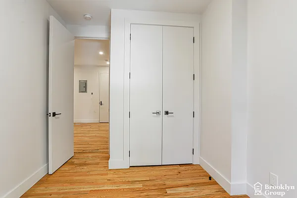Rented by Brooklyn Group | media 21