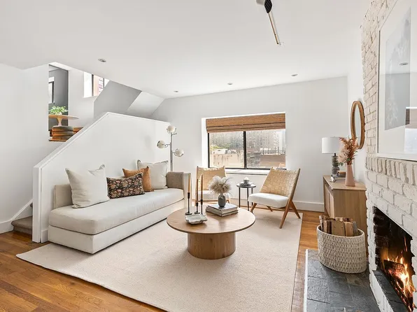 160 E 26th St APT 6A, New York, NY 10010