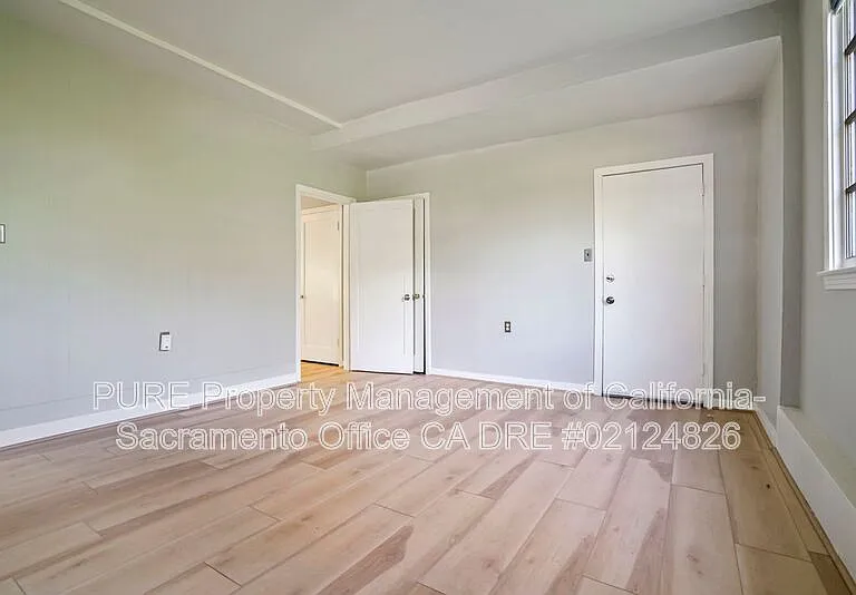 2324 Castro Way — Photo 12