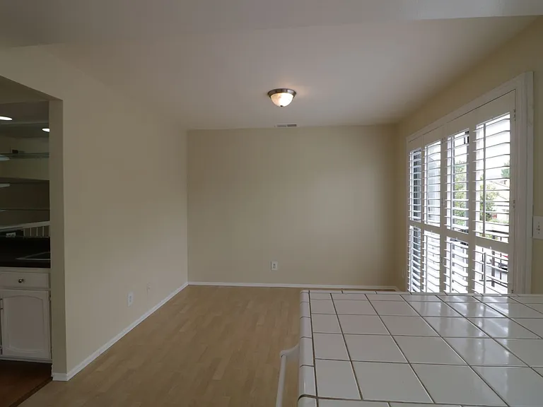 22525 Sherman Way #807 — Photo 7