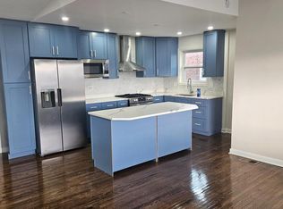 7822 Anita Dr, Philadelphia, PA 19111