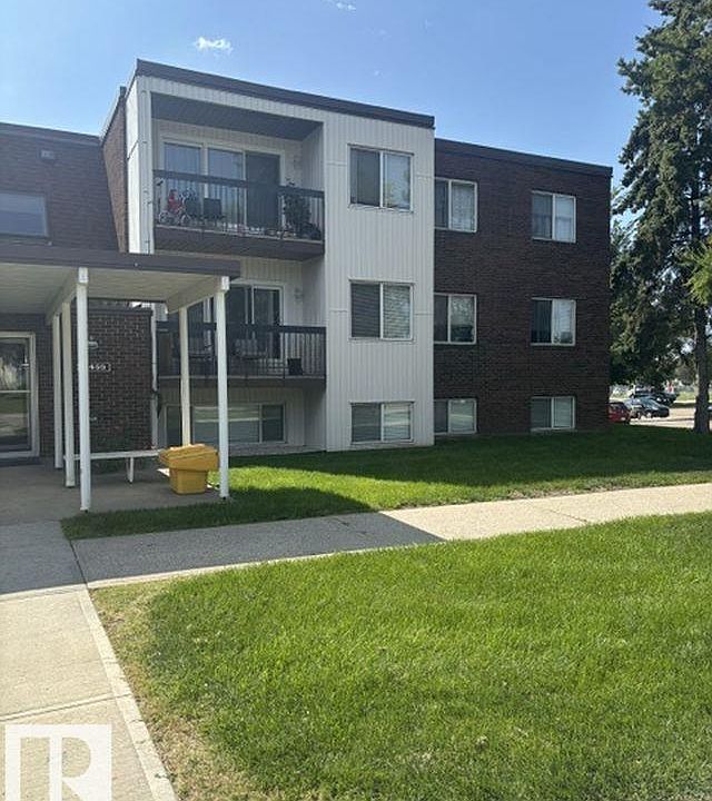 1st image of 11455 41st Ave NW #104
