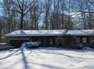 4252 Debbie Ln, Barberton, OH 44203