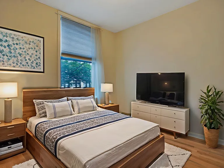 403 Bloomfield St #3 — Photo 3